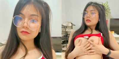 รูปโป๊สาวไทย สาวแว่นนมโตหีโหนกนูน หีโหนกนูนแบบนี้น่าจับกระแทกเน้น ๆ