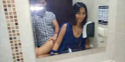 คลิปโป๊ไทย หนุ่มหื่นซอยหีคาห้องน้ำ ซอยหีแฟนสาวหื่นคาร้านอาหารแตกในหีฟิน ๆ