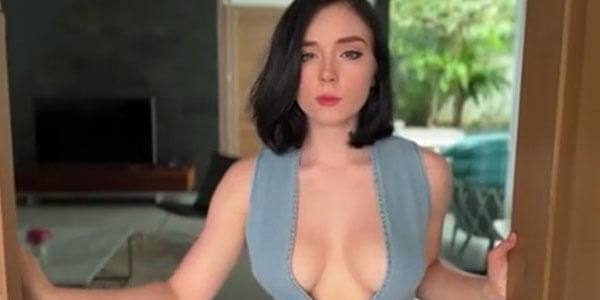 ทวิต onlyfans หนังโป๊โอลี่แฟน-Sweetie-Fox-สาวฝรั่งอวบอึ๋ม ดาวยั้วหุ่นเเซ่บ โดนเย็ดสุดเสียว
